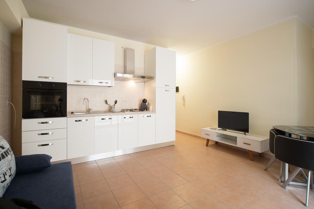 Appartamento Milly House Letojanni Esterno foto