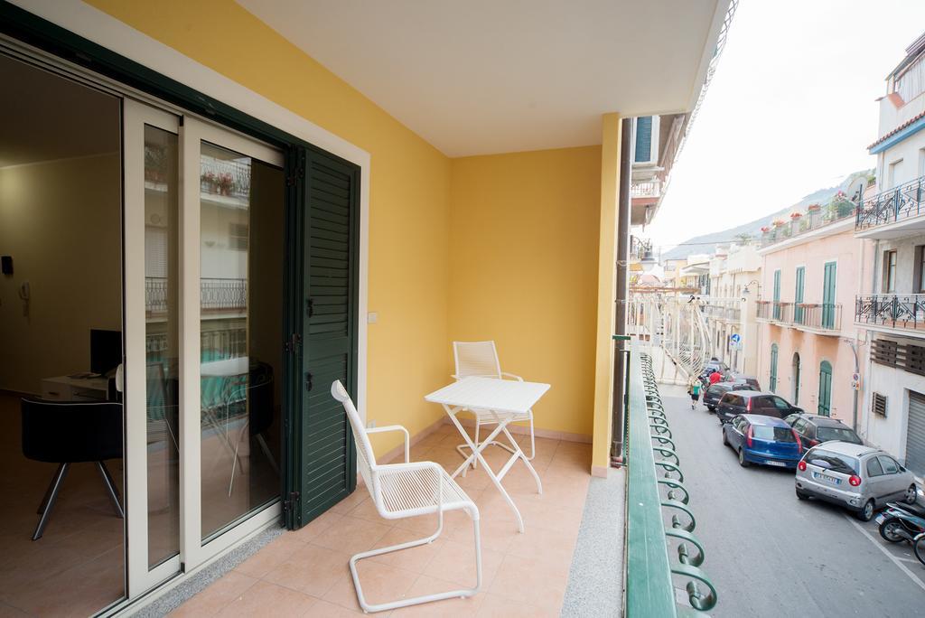 Appartamento Milly House Letojanni Esterno foto